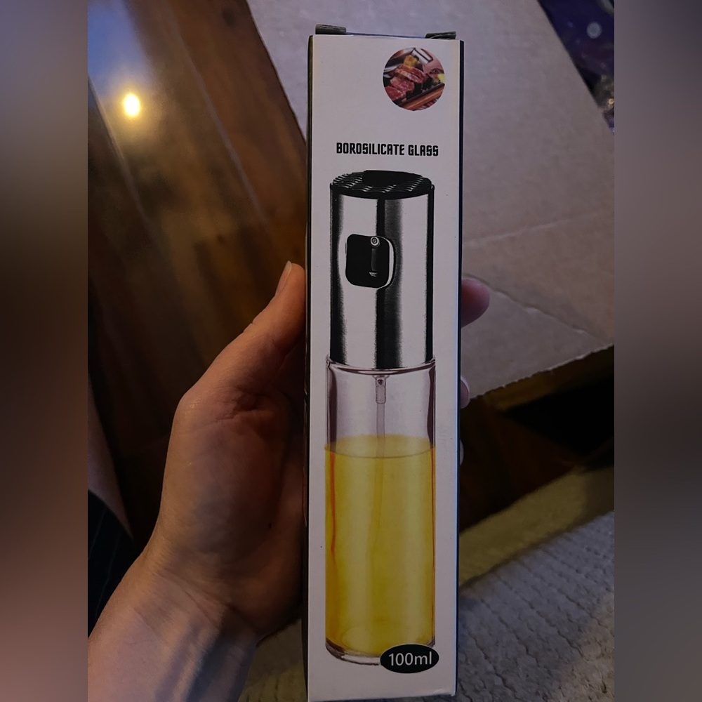 Oil Sprayer Mister - 100ml Cooking Oil Sprayer Bottle - NEW
Lot of 2